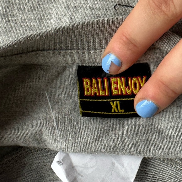 Vintage Bali Enjoy Grey Men’s Graphic Tee Shirt - Picture 4 of 4